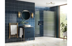 Aqua Platinum 1000mm Fluted Wetroom Panel & Support Bar - Brushed Brass